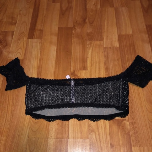 Victoria’s Secret bralette - Picture 2 of 6